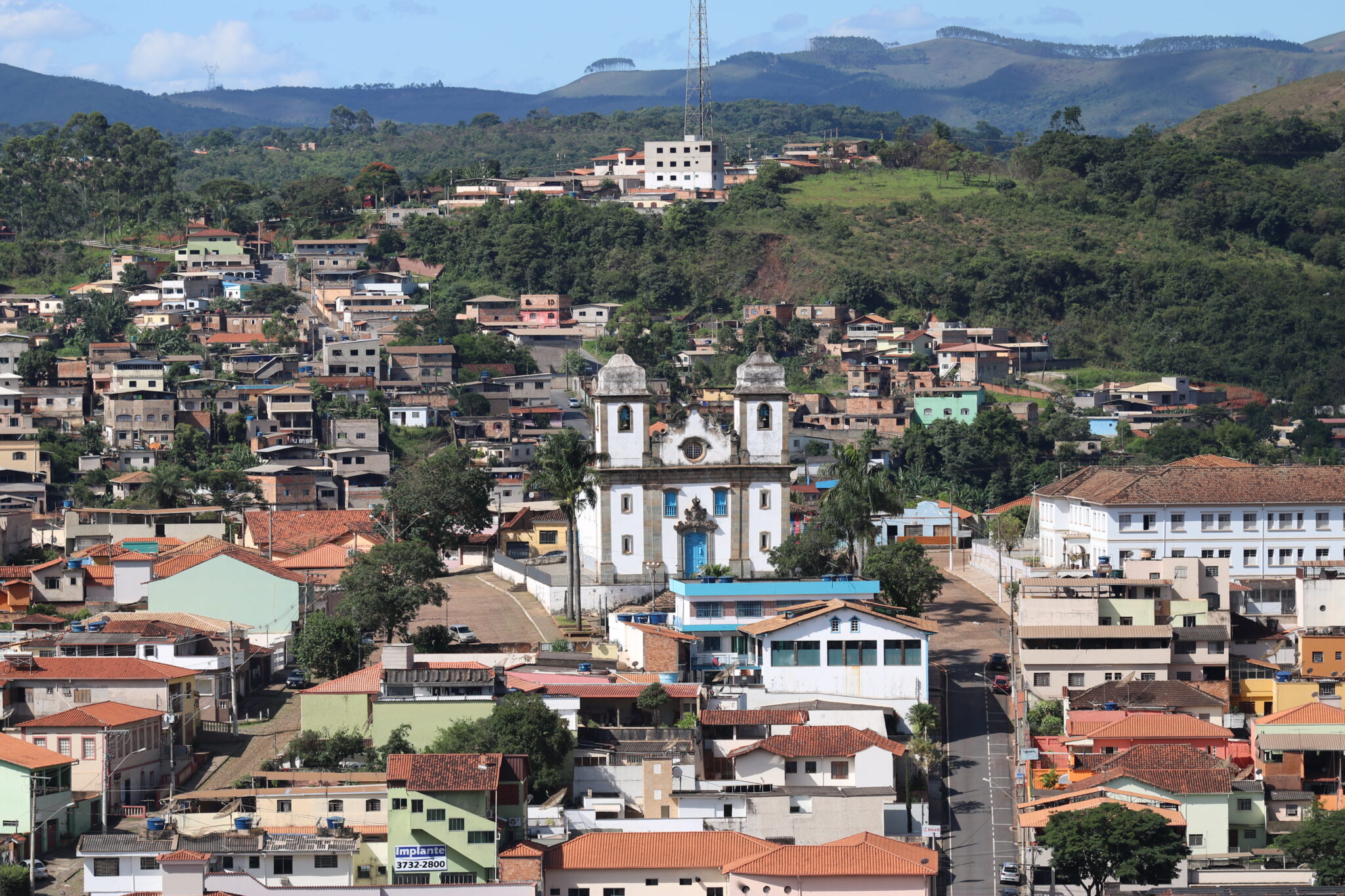 Conheça 5 roteiros de carro para fazer em Minas Gerais