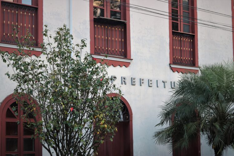 Prefeitura Municipal de Ouro Preto anuncia suspensão do Processo Seletivo para Analista Fiscal