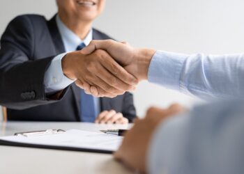 Por que eu deveria lhe contratar?