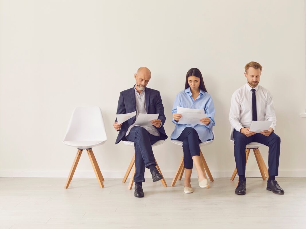 Entrevista de Emprego: você está preparado(a)? Entrevista de Emprego: você está preparado(a)?