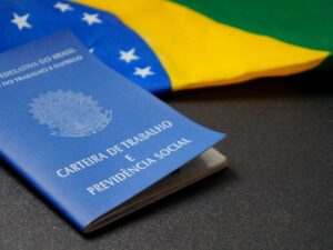 Terceirização irrestrita é aprovada na Câmara; Veja como votaram os Deputados Mineiros Terceirização irrestrita é aprovada na Câmara; Veja como votaram os Deputados Mineiros