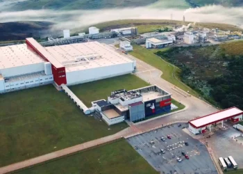 Vereadores de Itabirito cobram percentual de vagas locais da fábrica da Coca-Cola