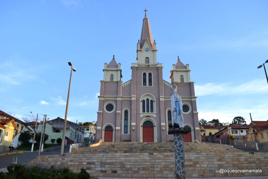 Igreja Matriz de Nossa Senhora de Lourdes, em Maria da Fé