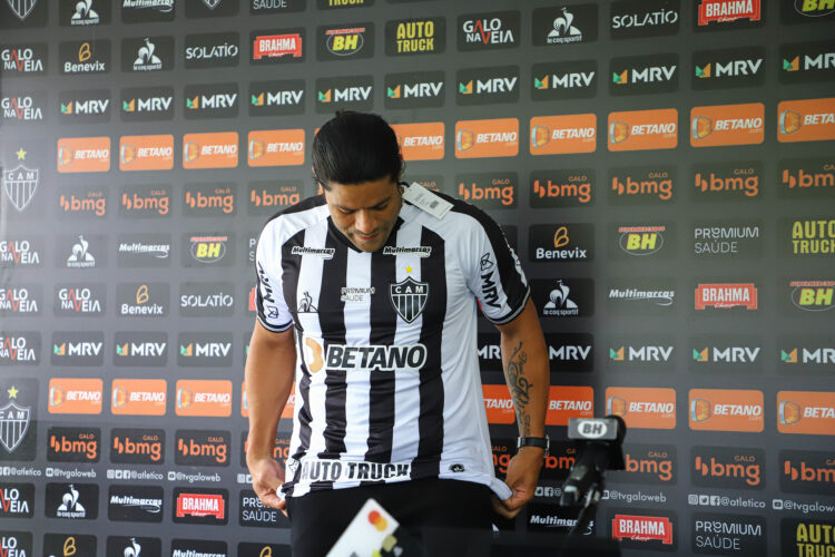 Hulk é regularizado e já pode estrear no Atlético-MG