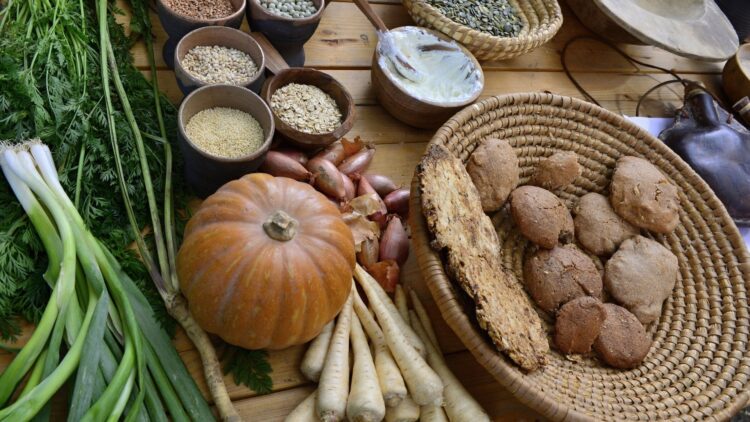 Da Idade Moderna aos dias atuais: mudanças e diferenças como palavras chaves