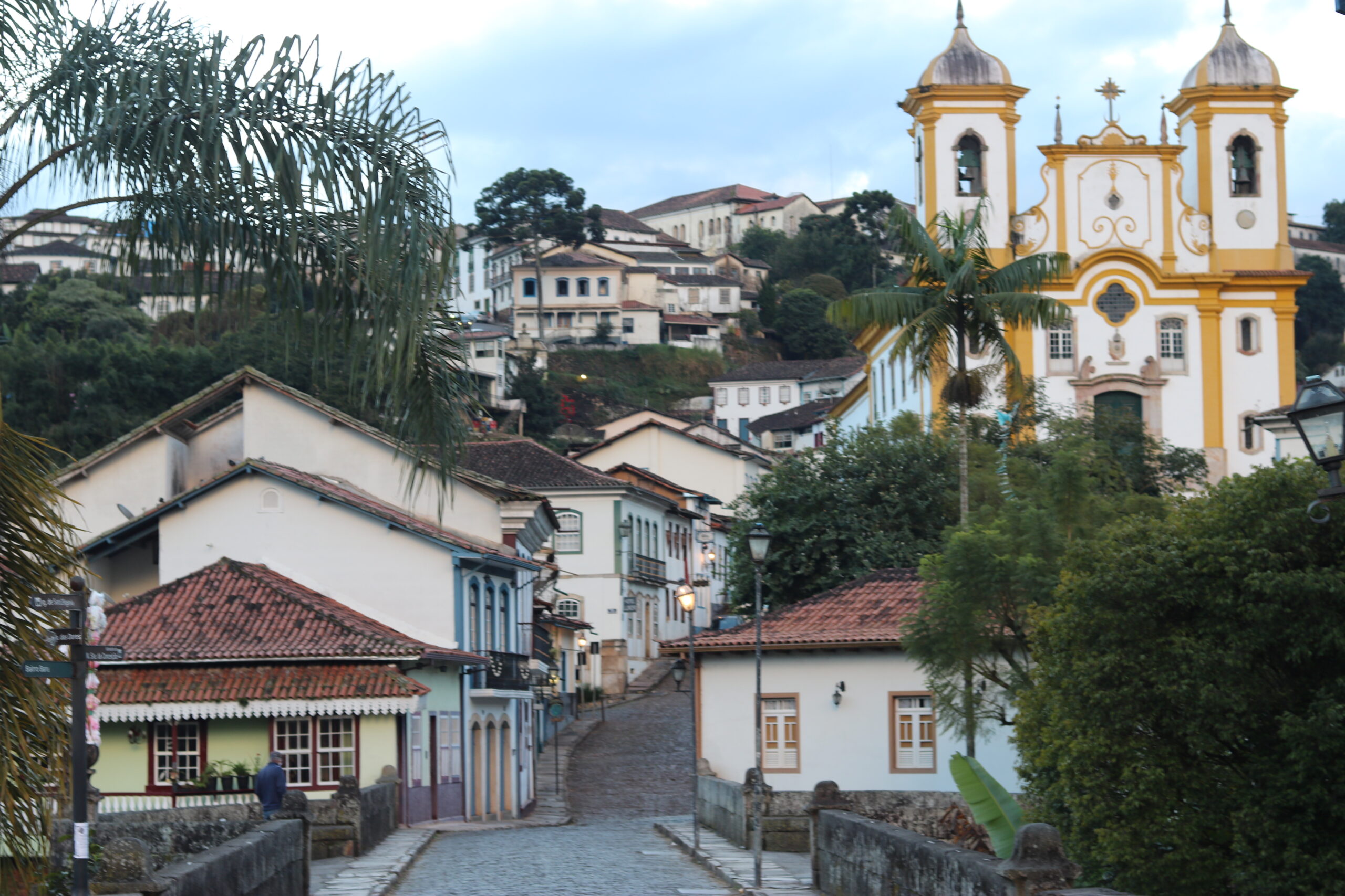 Guia com 40 pontos turísticos em Ouro Preto