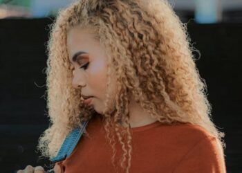 Descubra 3 dicas para usar um macacão pantacourt jeans