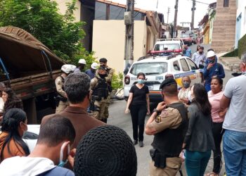 Saneouro aciona polícia para conseguir hidrometrar o bairro Vila Aparecida, em Ouro Preto