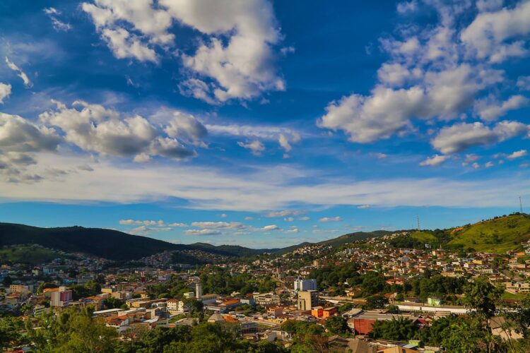 Itabirito é a segunda cidade com mais casos da variante Delta em Minas