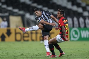 Com gols de Diego Costa, Hulk e Vargas, Atlético vence o Sport e chega aos 45 pontos Com gols de Hulk e Diego Costa, Atlético vence o Sport e chega aos 45 pontos
