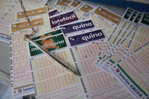 Loterias: confira o resultado da Mega-Sena 2410, Lotofácil 2326 e demais loterias de hoje (18/9) Loterias: confira o resultado da Mega-Sena 2410, Lotofácil 2326 e demais loterias de hoje (18/9)
