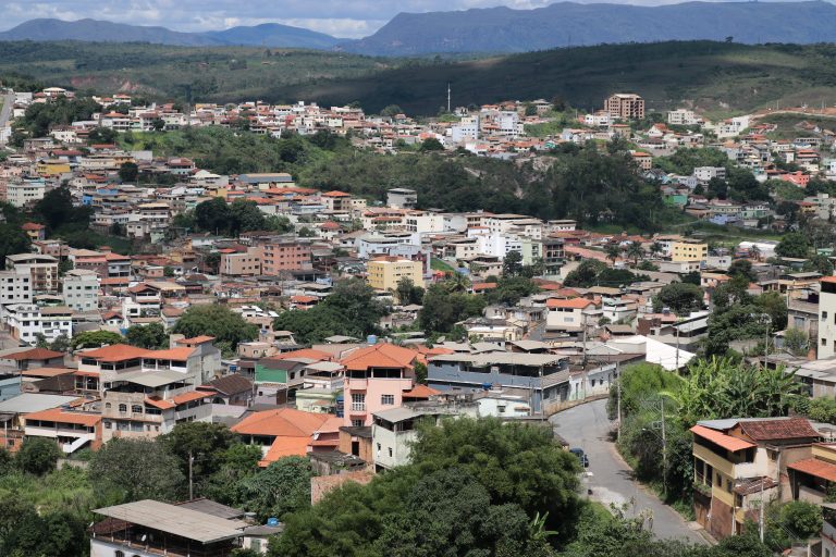 Moradores de Congonhas reclamam de altos valores na conta de água