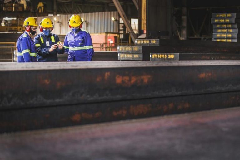 Gerdau anuncia plano de investimento que gerará 6 mil empregos em Minas Gerais