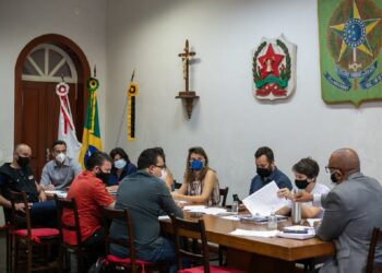 Ouro Preto: greve impede volta das aulas presenciais e reunião define condicionais para o retorno