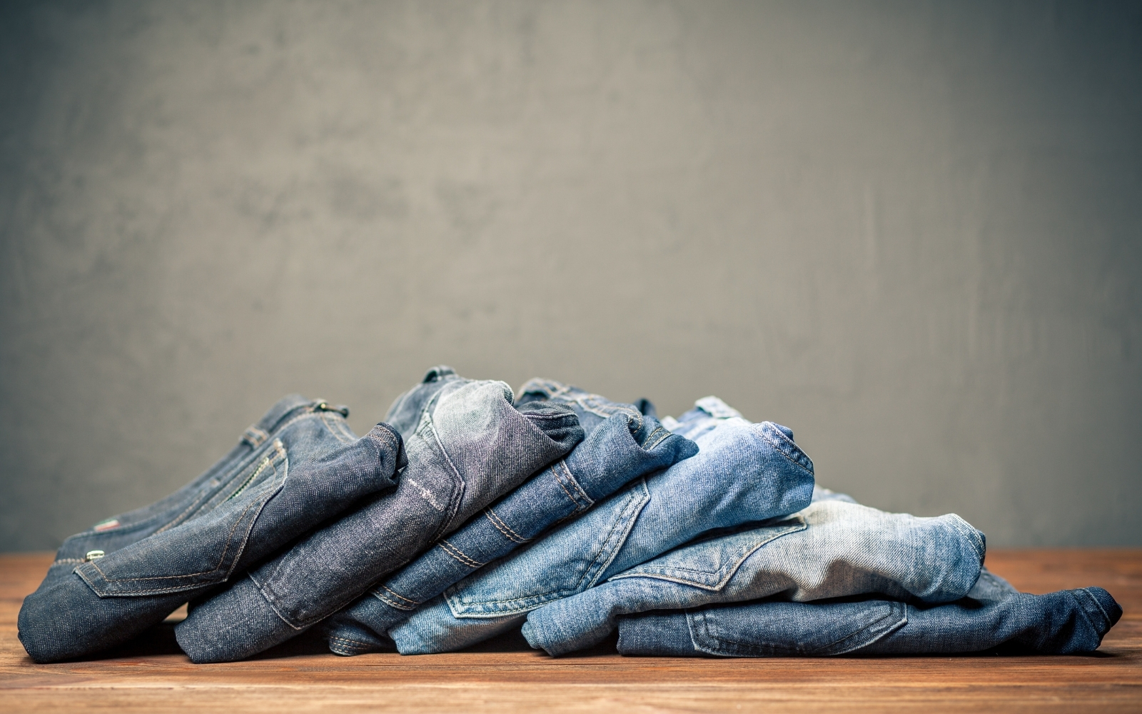 Roupas jeans: peças que estão sempre na moda