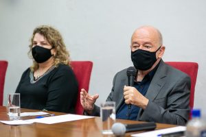 “Não tenho medo de impeachment”, diz Angelo Oswaldo após entrega do relatório da CPI Saneouro "Não tenho medo de impeachment", diz Angelo Oswaldo após entrega do relatório da CPI Saneouro