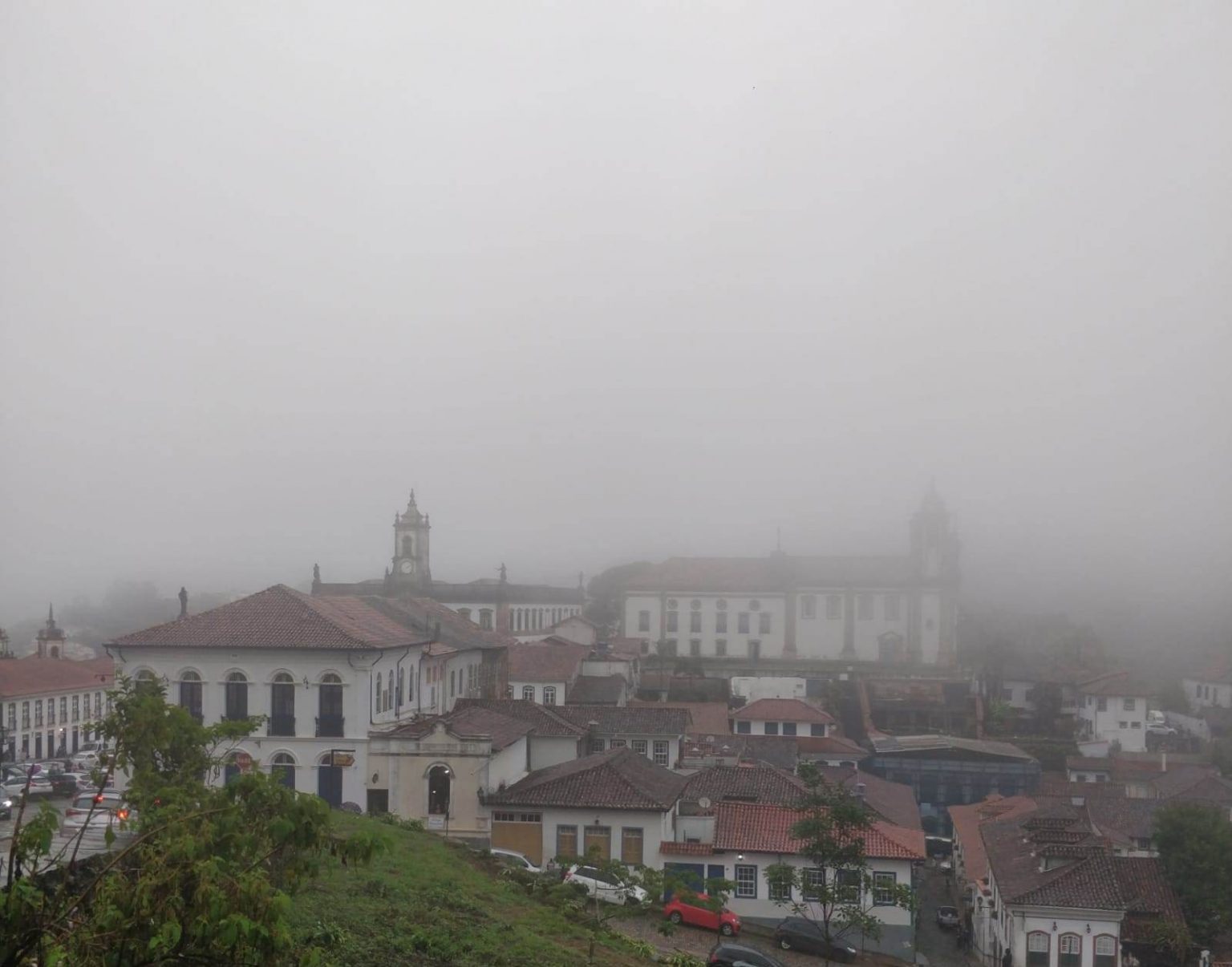 Previsão do tempo aponta fim de semana chuvoso em Mariana e Ouro Preto, de 22 e 24/10 Foto: Peterson Bruschi