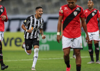 Soberania! Atlético tem apenas uma derrota contra o xará goianiense na história