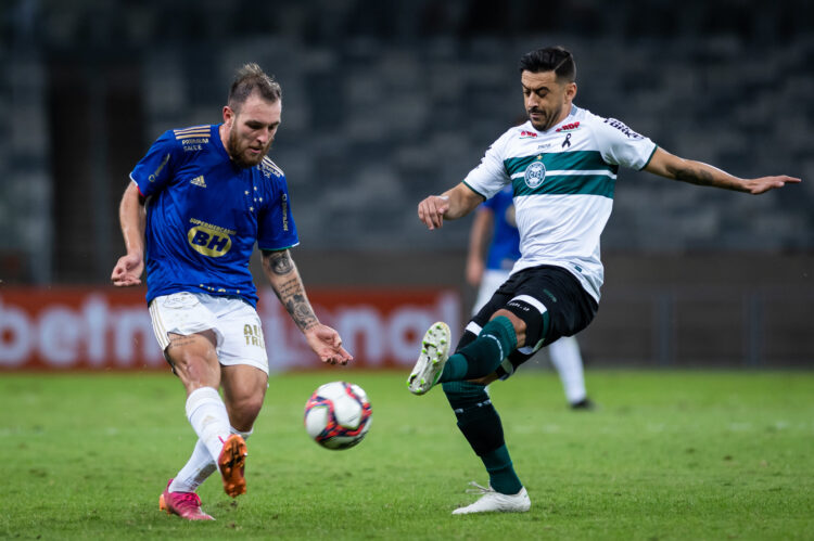 Cruzeiro não vence o Coritiba como visitante desde 2014