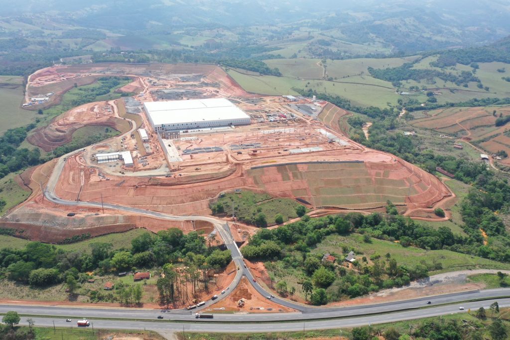 Empresa de parque logístico anuncia investimento de R$ 750 milhões, gerando 6.500 empregos em Minas Gerais