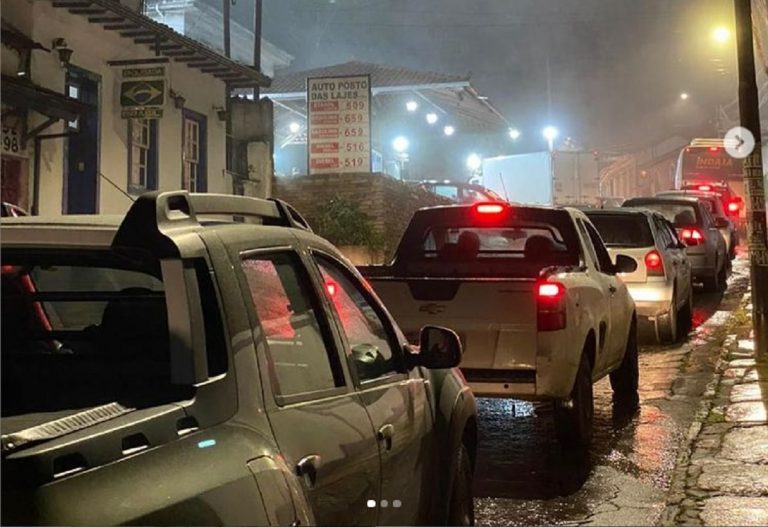 Posto em Ouro Preto tem fila e paralisação dos tanqueiros preocupa
