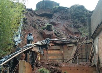 Moradores reclamam do estado da caixa d'água do bairro Piedade, em Ouro Preto