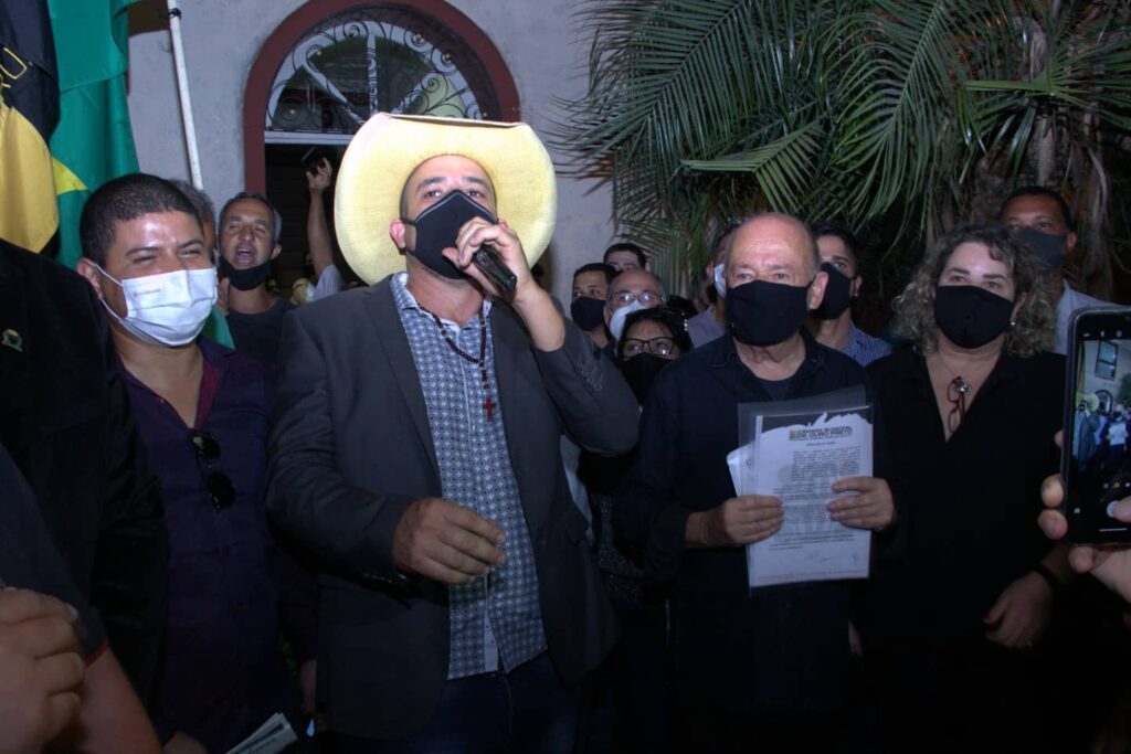 Após 30 dias da entrega do relatório da CPI, vereadores cobram prefeito para tirar a Saneouro de Ouro Preto