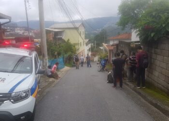 Ouro Preto: moradores do bairro Pocinho impedem hidrometração da Saneouro e polícia é acionada