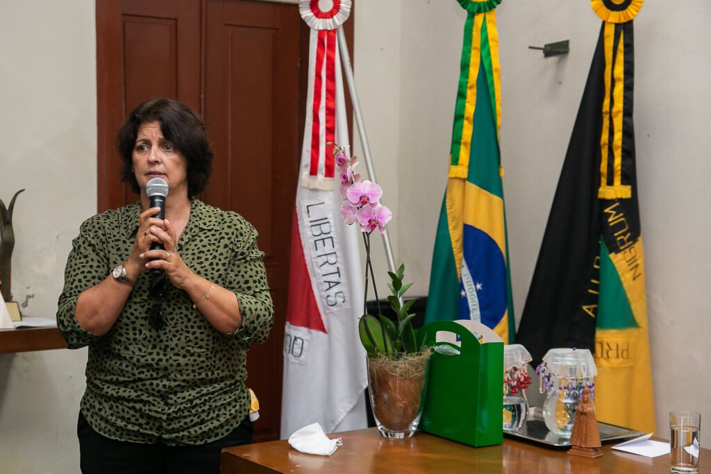 Vereador pede afastamento de secretária de Planejamento de Ouro Preto