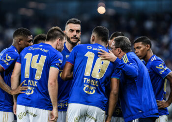 Cruzeiro nunca esteve entre os oito melhores em dois anos de Série B