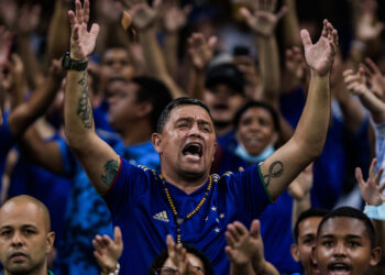 Cruzeiro enfrenta o Náutico em clima de despedida; entenda