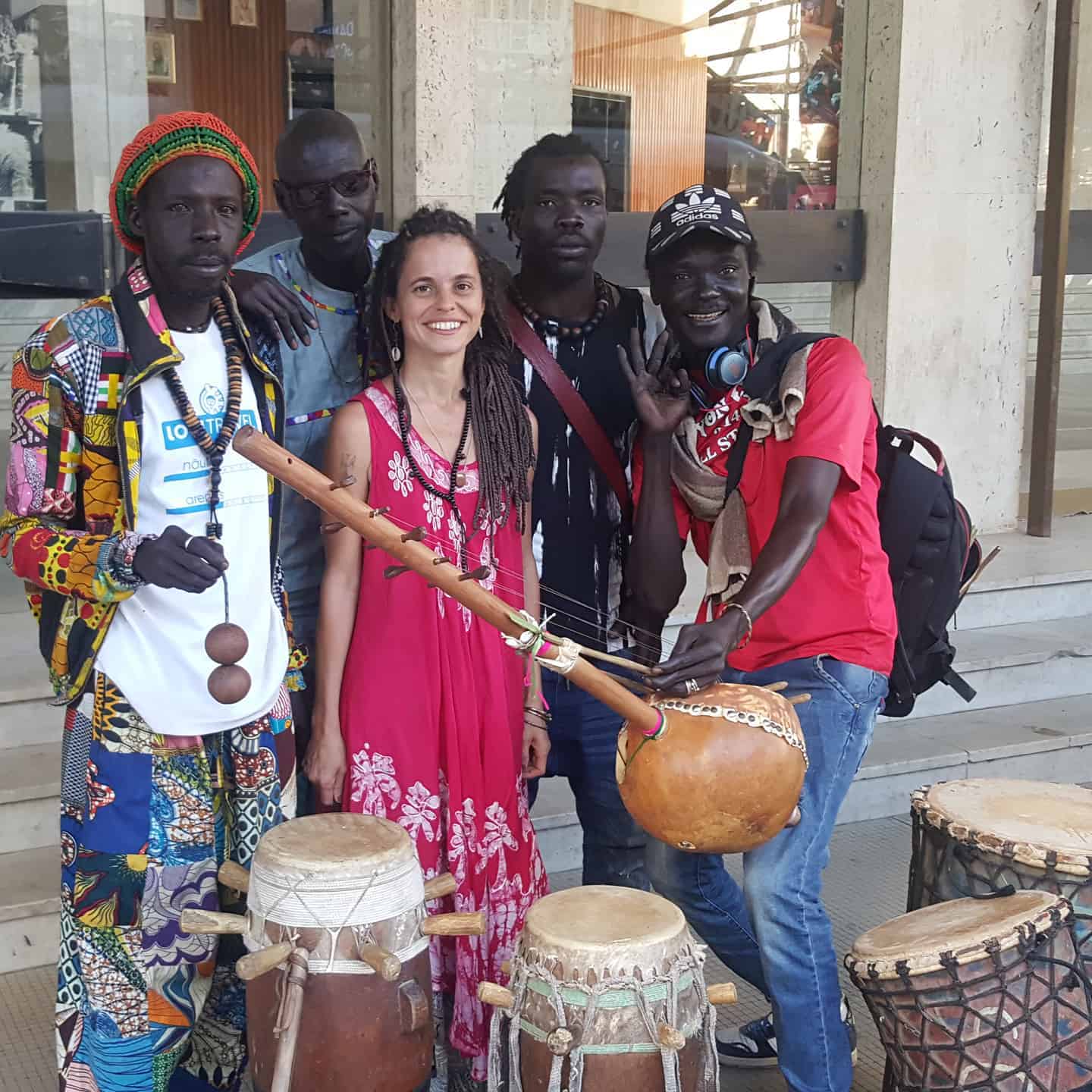 Natural de Mariana, Mo Maie lança disco gravado no Senegal
