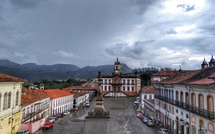 Previsão do tempo aponta fim de semana chuvoso em Mariana e Ouro Preto, de 19 e 21/11