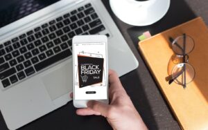 Confira 10 dicas para não cair em golpes na Black Friday Confira 10 dicas para não cair em golpes na Black Friday