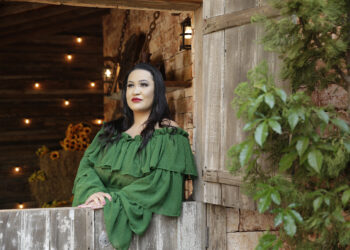 Elis Bohrer se apresenta virtualmente no feriado de 15 de novembro