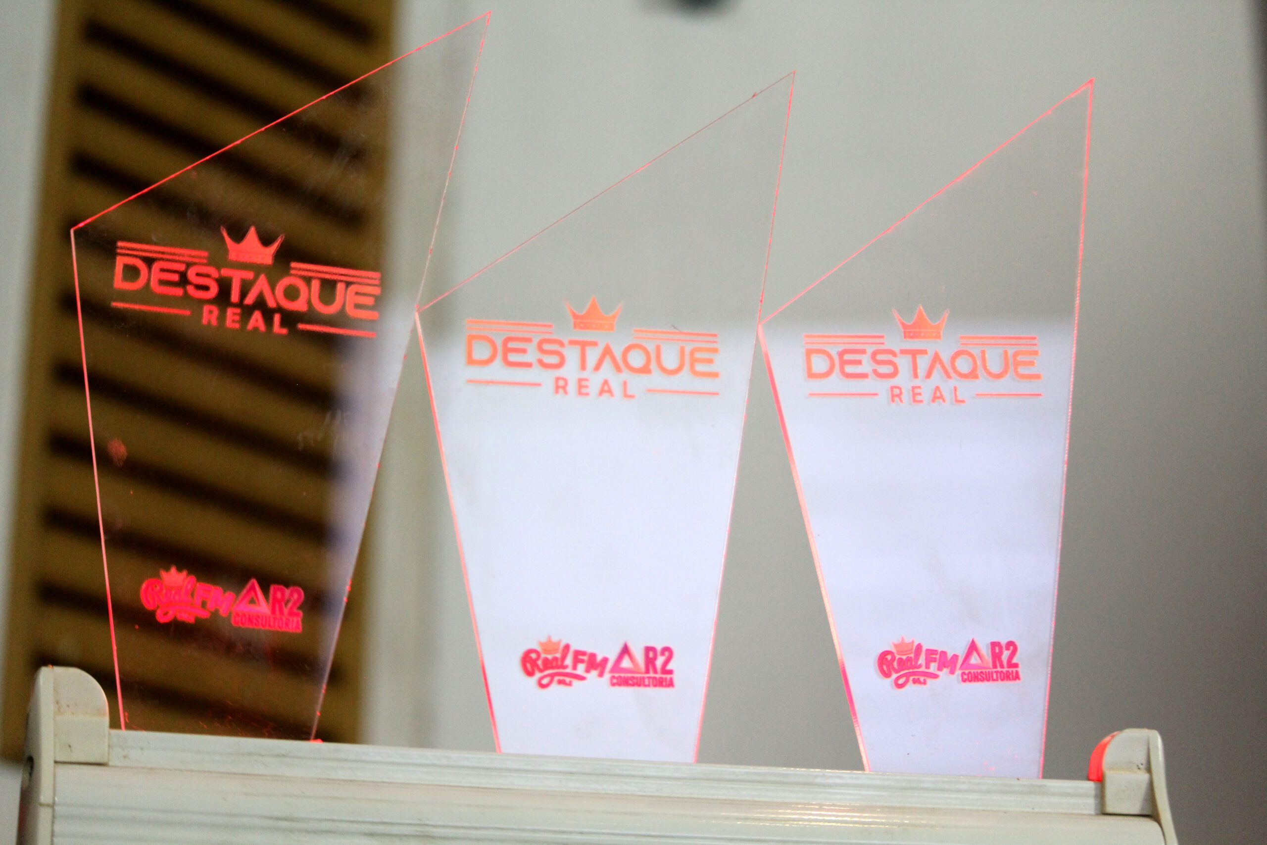 Troféu do Prêmio Destaque Real - Foto: Gilson Fernandes/Divulgação