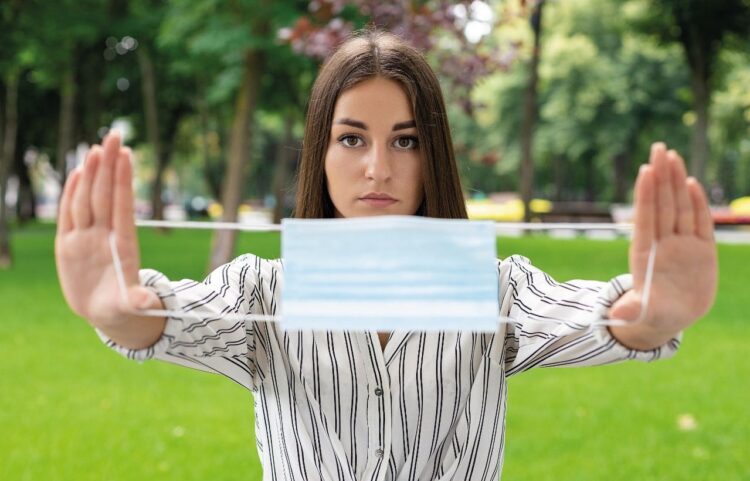 Ipatinga dispensa uso obrigatório de máscara em locais abertos