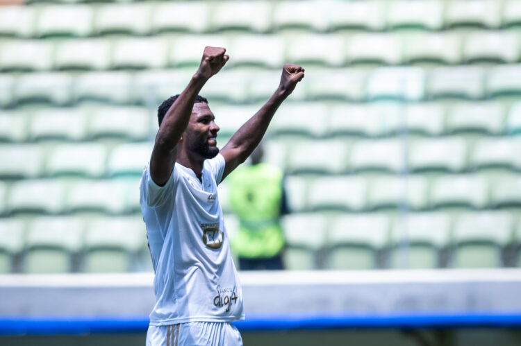 Cruzeiro pode lucrar R$ 10,6 milhões com venda de atacante