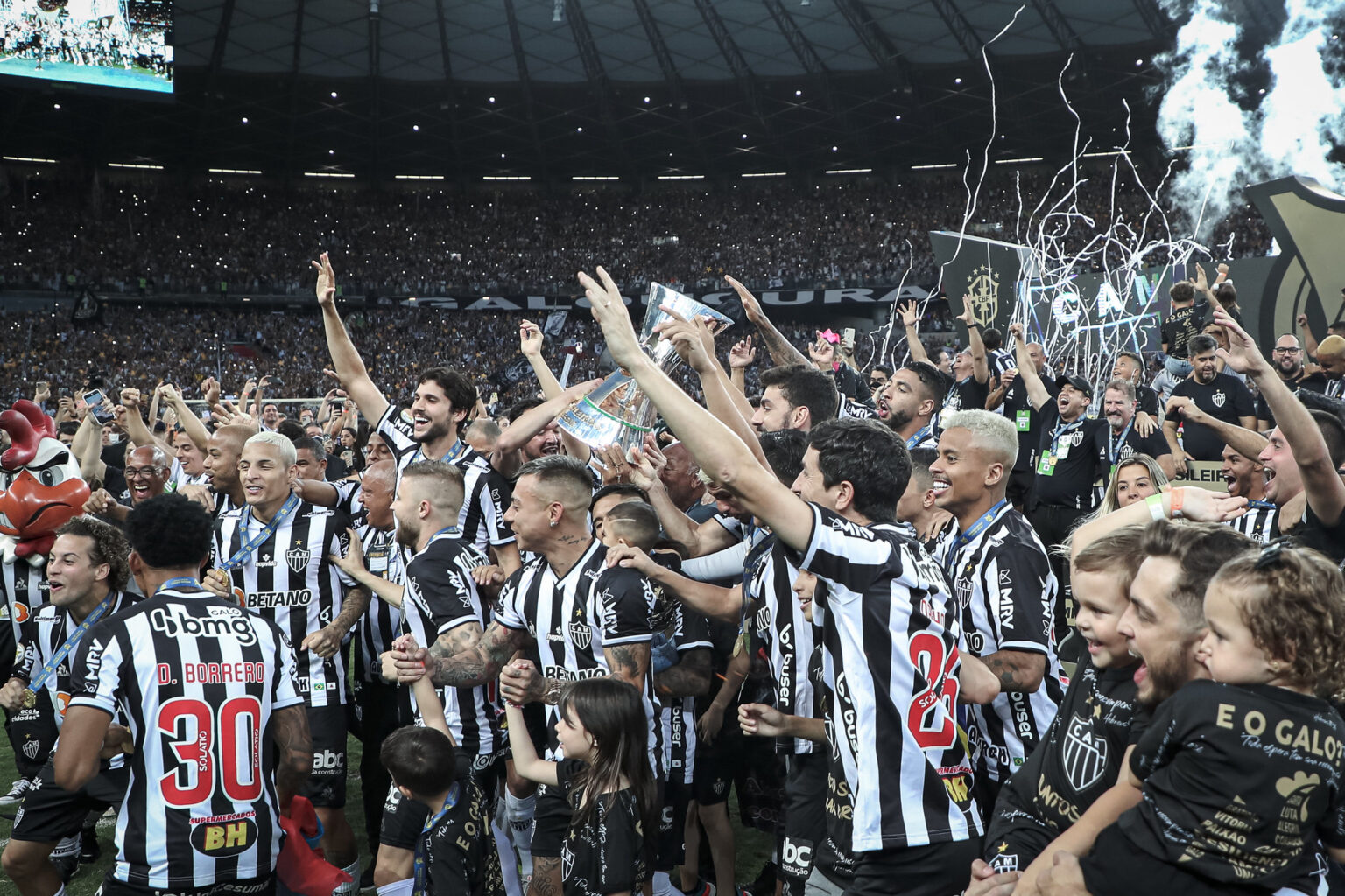 Veja toda a festa do bicampeonato do Atlético no Mineirão Veja toda a festa do bicampeonato do Atlético no Mineirão