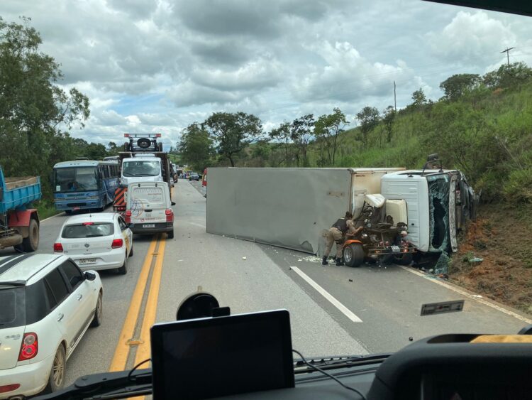 Condutor morre em acidente na BR-040 nesta quarta-feira (29)