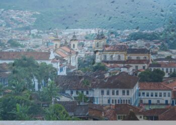 Prefeitura de Mariana alerta sobre chuvas fortes no fim de ano