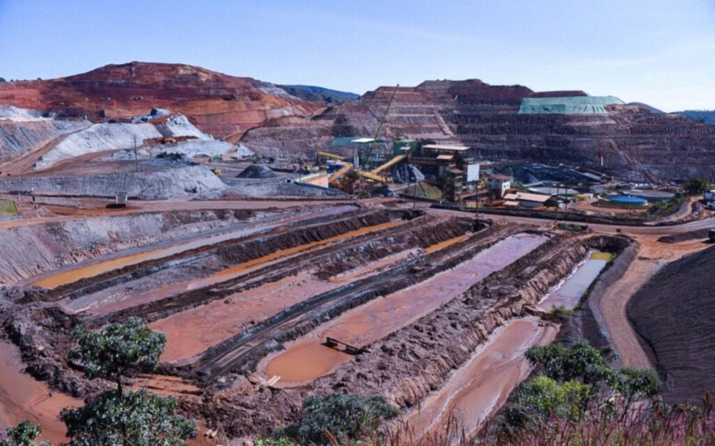Mineradora Ferro+ oferta vagas de emprego em Minas Gerais