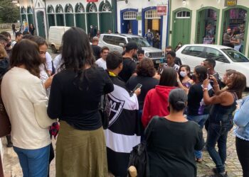 Campeão brasileiro com o Atlético, Diego Costa visita Ouro Preto