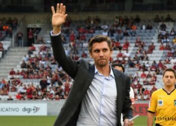 Conhecimento de mercado e experiência na Europa: o perfil de Paulo André, novo gestor do Cruzeiro