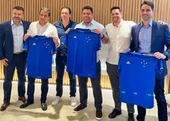 Ronaldo: veja como o novo dono do Cruzeiro diminuiu dívida do Valladolid em três anos