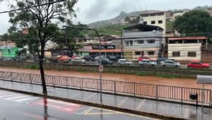 Forte chuva causa alagamento e risco deslizamento em Congonhas Forte chuva causa alagamento e risco deslizamento em Congonhas
