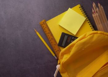 Prefeitura de Itabirito distribuirá kits escolares a estudantes da rede municipal de ensino