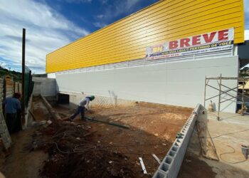 Perto da inauguração, filial dos Supermercados BH pretende gerar 150 empregos em Mariana