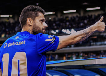 Sobis revela "ajuda" ao Inter em 2016, quando jogava pelo Cruzeiro