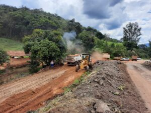 Trechos alternativos de Itabirito para Ouro Preto e para BH devem ficar prontos até sexta-feira (21) Trechos alternativos de Itabirito para Ouro Preto e Nova Lima devem ficar prontos até sexta-feira (21)